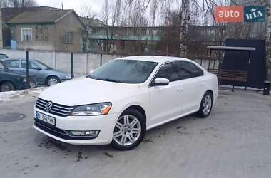 Седан Volkswagen Passat 2011 в Миргороде