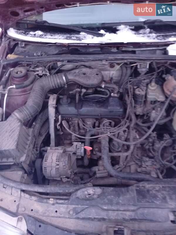 Универсал Volkswagen Passat 1995 в Ровно