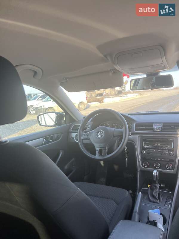 Седан Volkswagen Passat 2015 в Шептицькому
