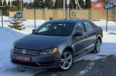 Седан Volkswagen Passat 2014 в Луцке