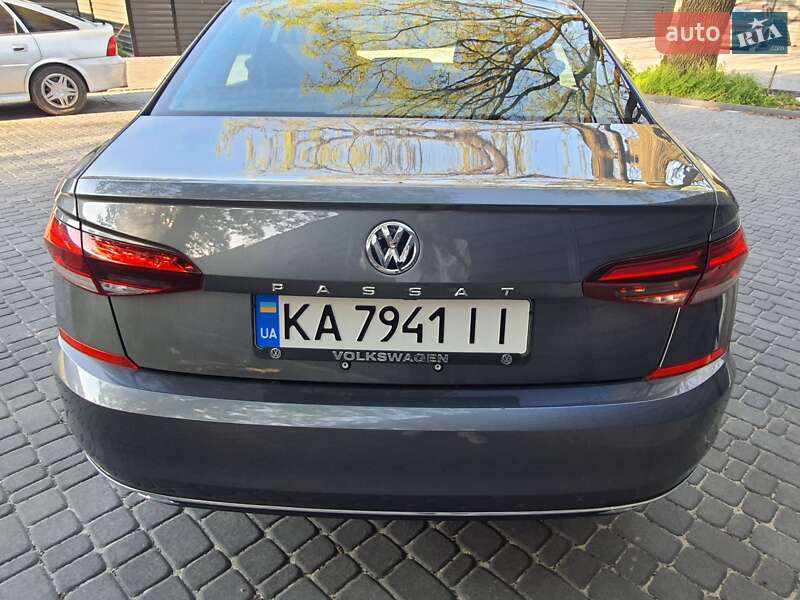 Седан Volkswagen Passat 2020 в Киеве