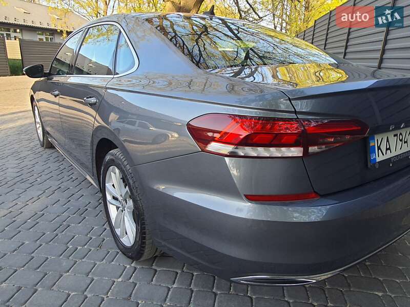 Седан Volkswagen Passat 2020 в Киеве