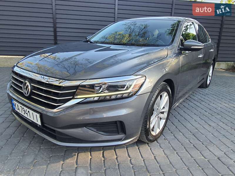 Седан Volkswagen Passat 2020 в Киеве