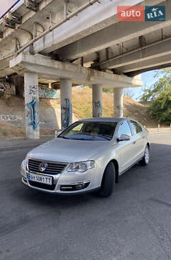 Седан Volkswagen Passat 2010 в Одессе