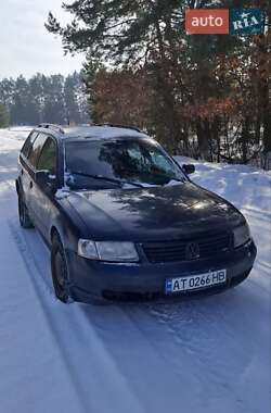 Универсал Volkswagen Passat 2000 в Золочеве