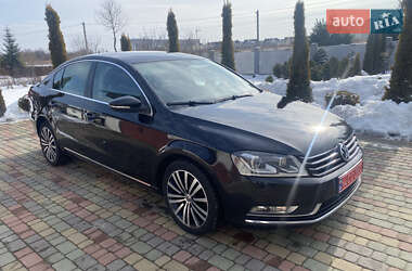 Седан Volkswagen Passat 2011 в Львові