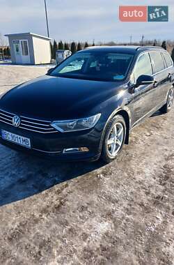 Універсал Volkswagen Passat 2015 в Львові