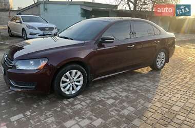 Седан Volkswagen Passat 2014 в Запоріжжі
