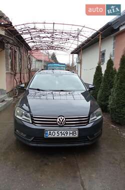 Универсал Volkswagen Passat 2011 в Берегово