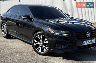 Седан Volkswagen Passat 2019 в Дніпрі