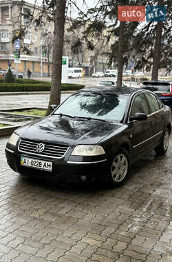 Седан Volkswagen Passat 2004 в Запорожье
