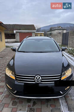 Универсал Volkswagen Passat 2011 в Тячеве