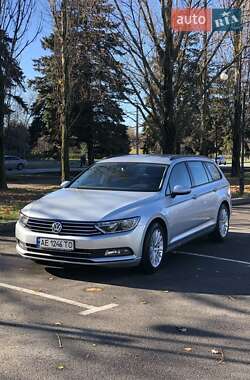 Универсал Volkswagen Passat 2018 в Кривом Роге