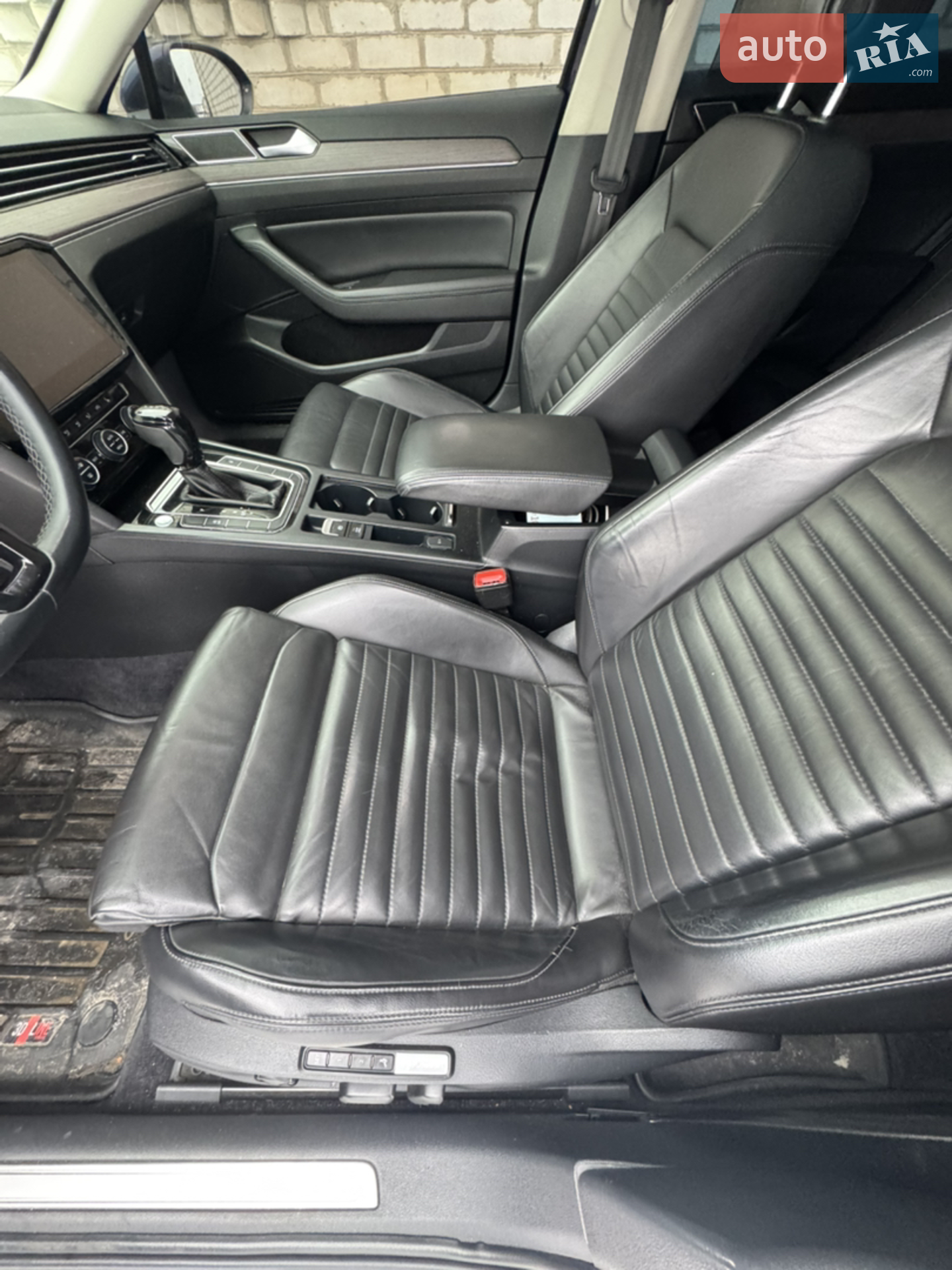 2019 Volkswagen Passat - мініатюра 12