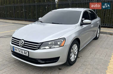 Седан Volkswagen Passat 2013 в Одессе