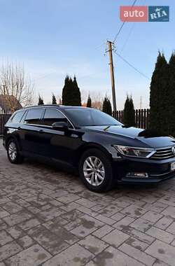 Універсал Volkswagen Passat 2015 в Самборі