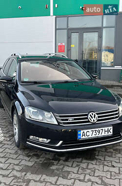 Универсал Volkswagen Passat 2011 в Нововолынске