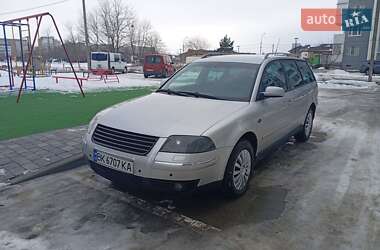 Универсал Volkswagen Passat 2000 в Сарнах