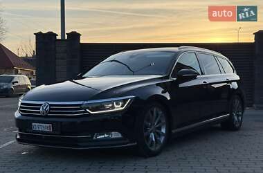 Универсал Volkswagen Passat 2015 в Ужгороде