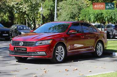 Седан Volkswagen Passat 2016 в Харкові