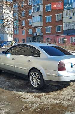 Седан Volkswagen Passat 2001 в Бару