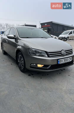 Седан Volkswagen Passat 2013 в Каменец-Подольском