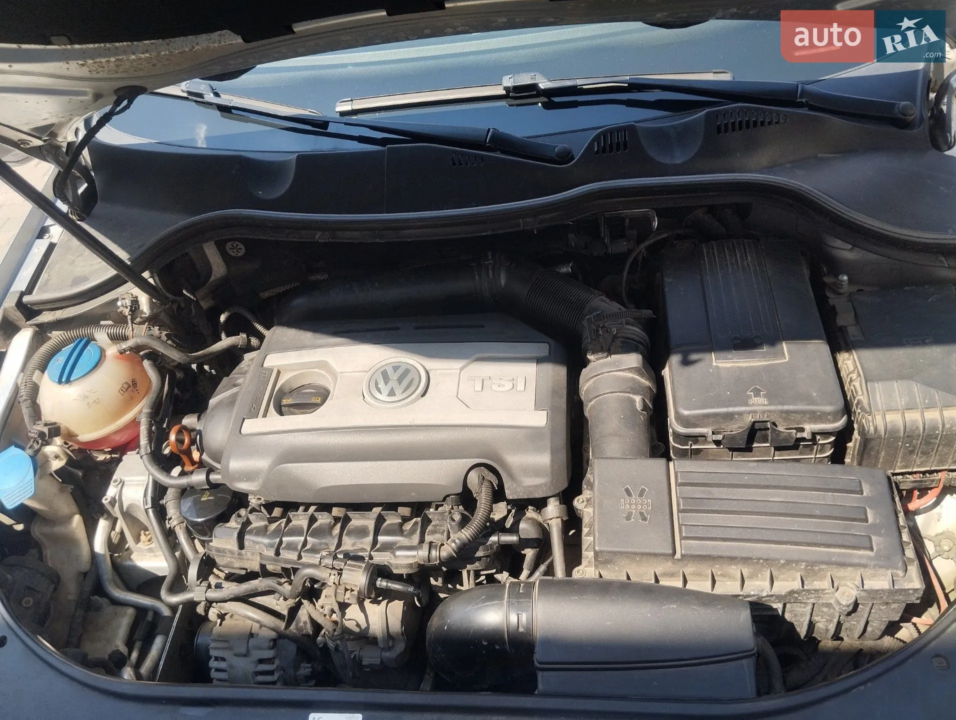 Volkswagen Passat 2011 VIN WVWZZZ3CZBE327625 фото оголошення 10 з 13
