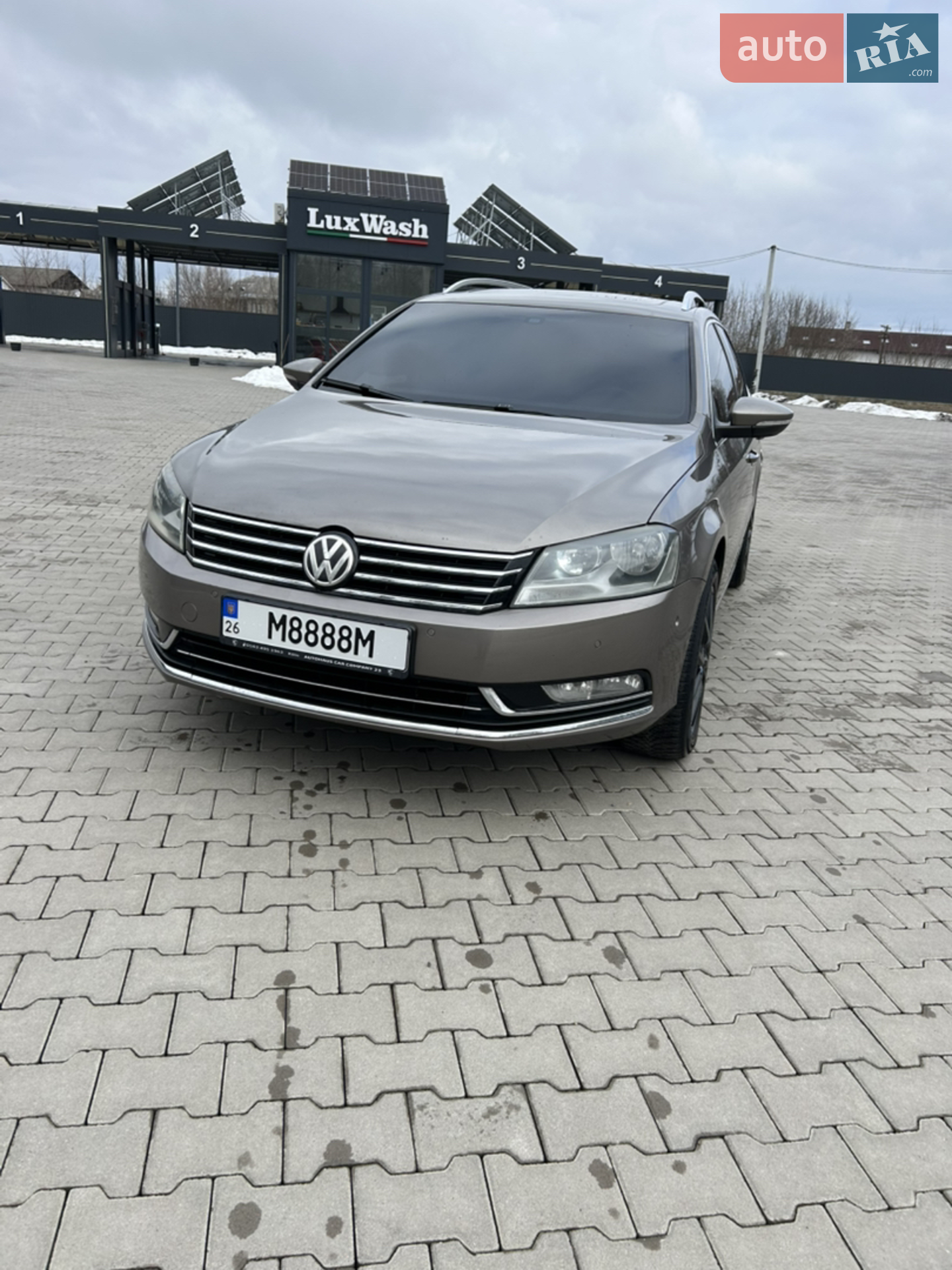 2010 Volkswagen Passat - мініатюра 2