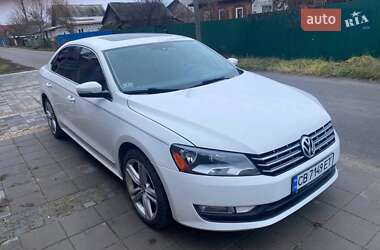 Седан Volkswagen Passat 2013 в Киеве