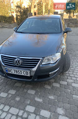 Седан Volkswagen Passat 2009 в Львове