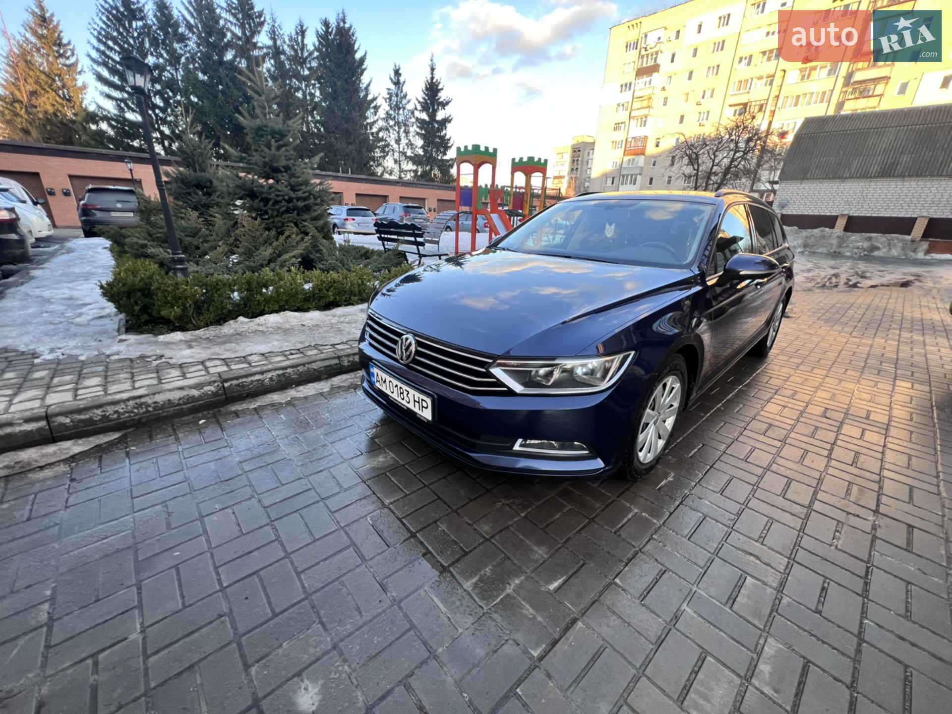 2015 Volkswagen Passat - мініатюра 3
