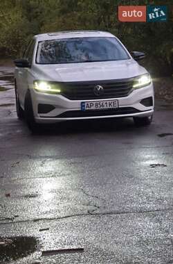Седан Volkswagen Passat 2019 в Запорожье