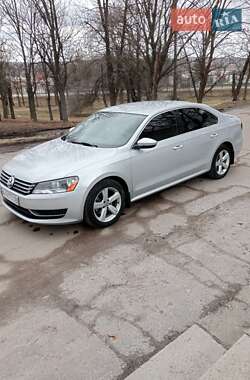 Седан Volkswagen Passat 2012 в Каменском