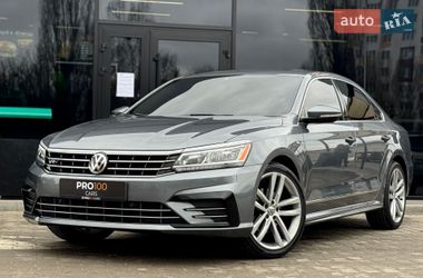 Седан Volkswagen Passat 2019 в Киеве
