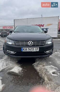 Седан Volkswagen Passat 2012 в Киеве