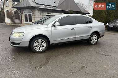 Седан Volkswagen Passat 2007 в Тячеве
