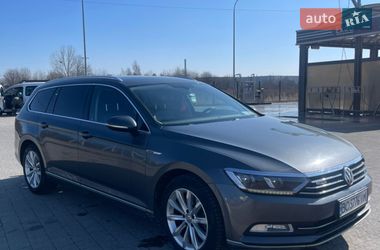 Універсал Volkswagen Passat 2016 в Львові