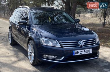 Универсал Volkswagen Passat 2013 в Днепре