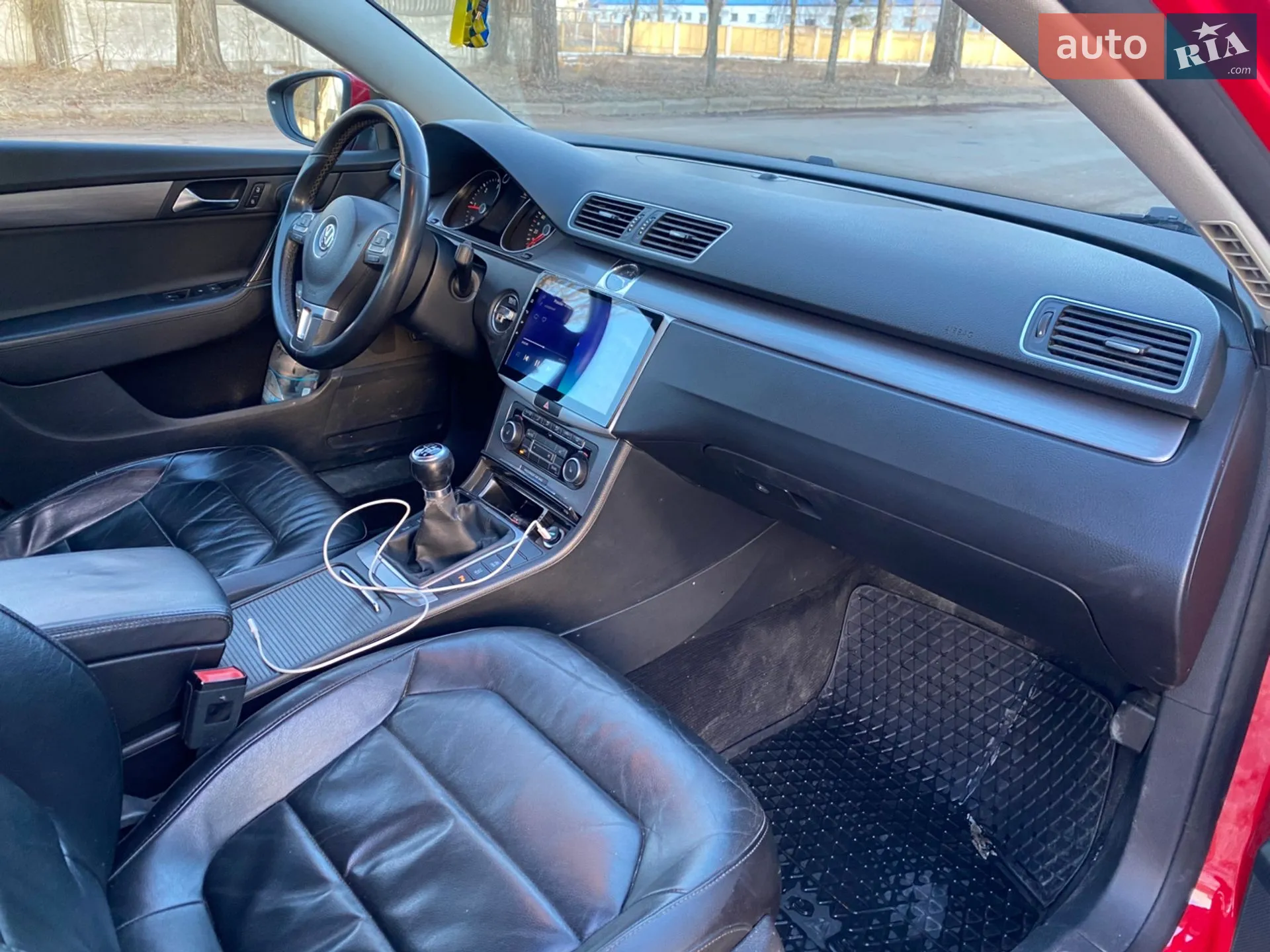 Volkswagen Passat 2011 VIN WVWZZZ3CZBP359782 фото оголошення 16 з 27