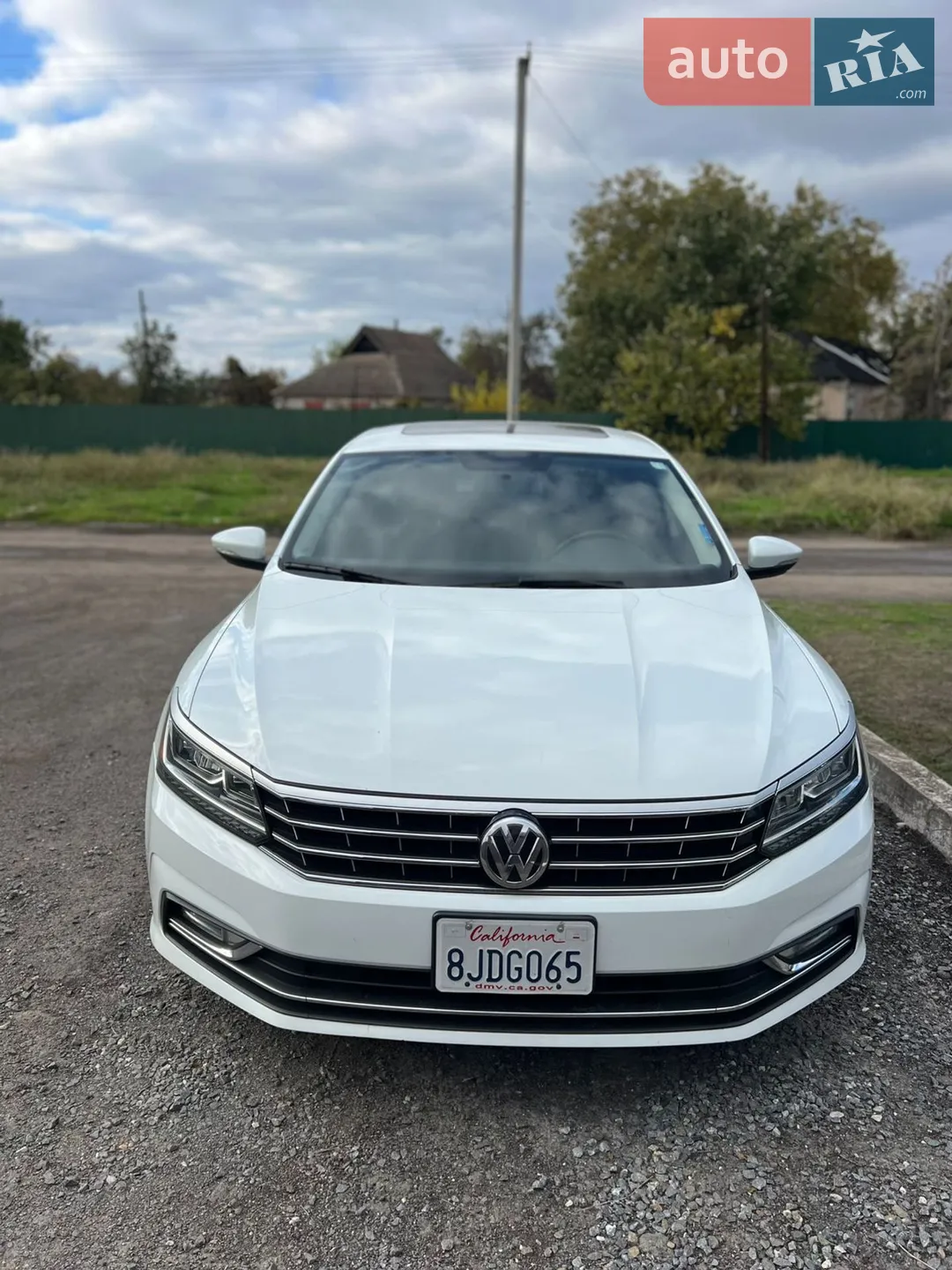 2017 Volkswagen Passat - мініатюра 2