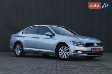 Седан Volkswagen Passat 2018 в Сарнах