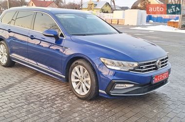 Универсал Volkswagen Passat 2020 в Коломые
