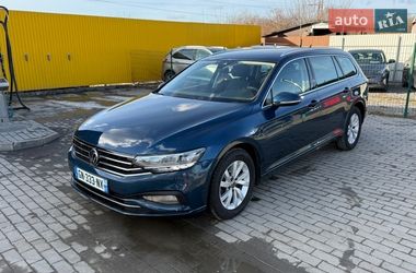 Універсал Volkswagen Passat 2023 в Шепетівці