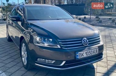 Универсал Volkswagen Passat 2011 в Ровно