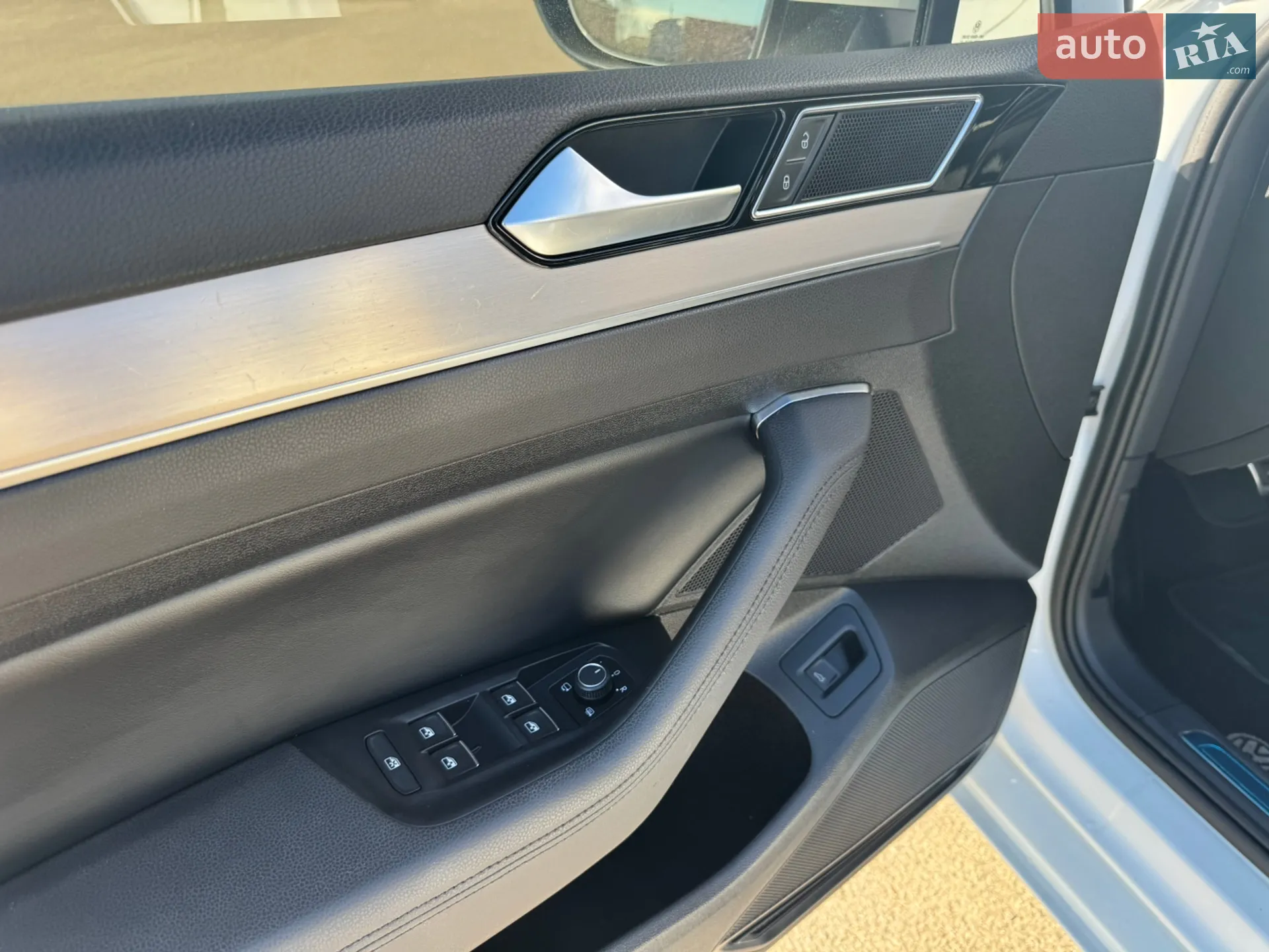 2017 Volkswagen Passat - мініатюра 12