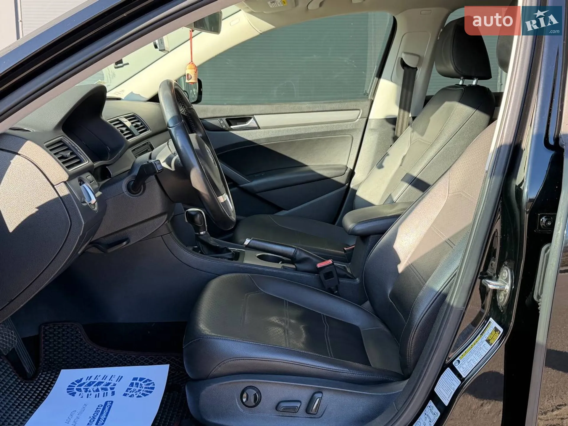 2015 Volkswagen Passat - мініатюра 16
