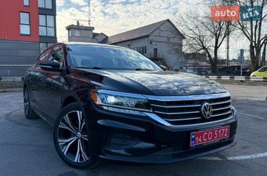 Седан Volkswagen Passat 2020 в Львові