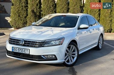 Седан Volkswagen Passat 2017 в Тернополе