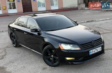 Седан Volkswagen Passat 2012 в Киеве
