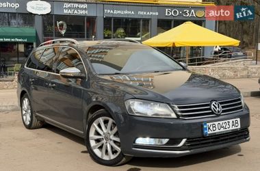 Универсал Volkswagen Passat 2013 в Виннице